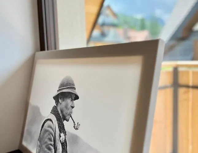 アパートホテル Nosal & Wine ザコパネ