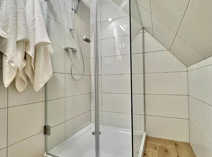 Nosal & Wine ザコパネ