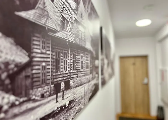 アパートホテル Nosal & Wine 3*